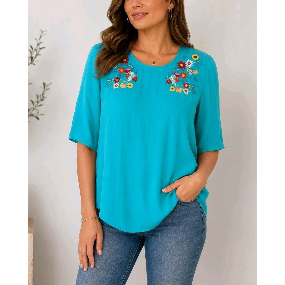 This & That Y2K Women's Medium Turquoise Embroidered Floral Boho Top M